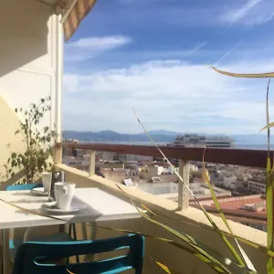 apartamento-en-el-centro-de-torremolinos-1.1costadelsol.com/